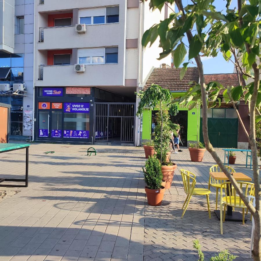 Centar Novi Sad-Apartman No 3 Exterior photo